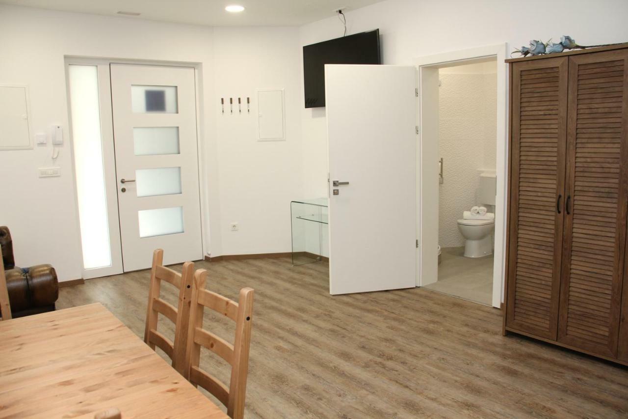 Maja Apartment Σίμπενικ Εξωτερικό φωτογραφία